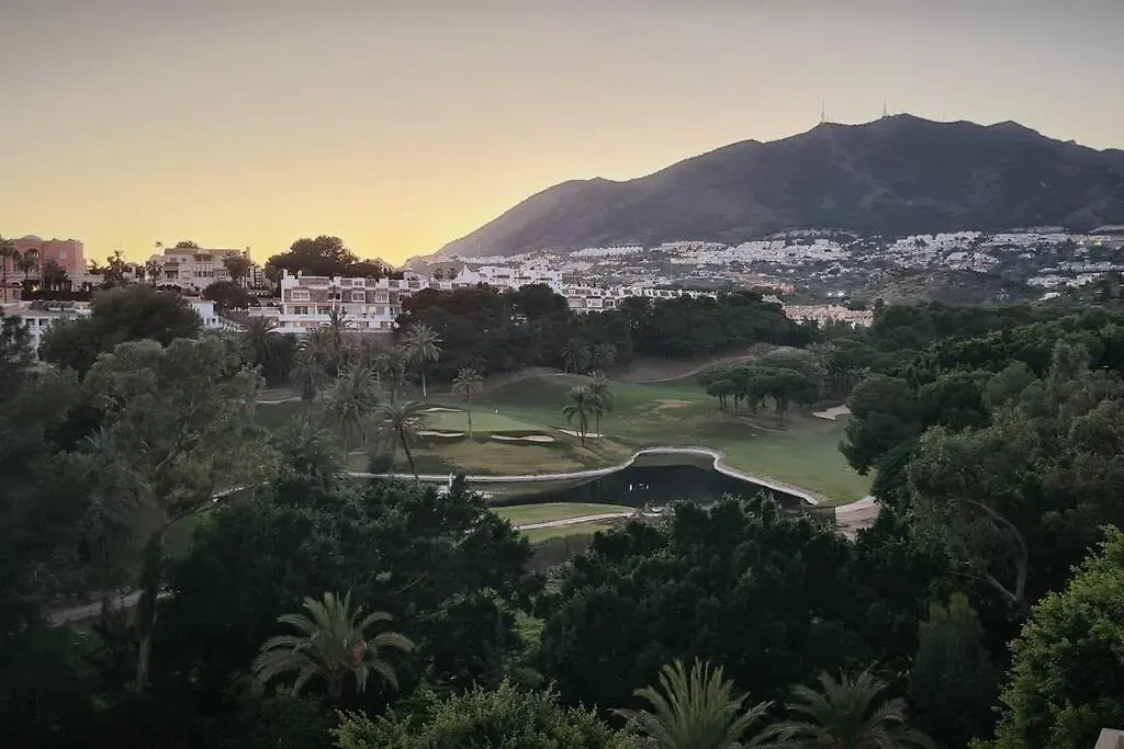 Soleado Apartamento Golf Y A 900 M De La Playa Benalmádena